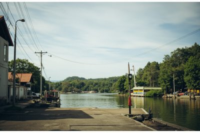 AI-generated travel thumbnail for Labu-o