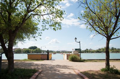 AI-generated travel thumbnail for Laguna de San Vicente