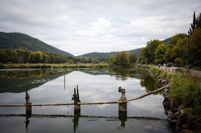 AI-generated travel thumbnail for Laiz