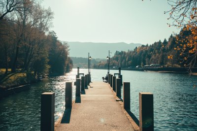 AI-generated travel thumbnail for Lake District