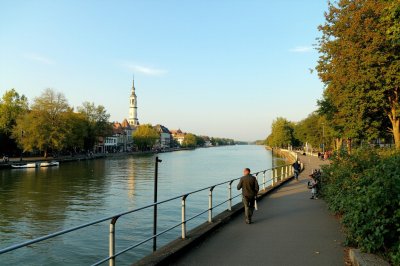 AI-generated travel thumbnail for Lampertswalde