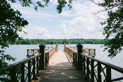 AI-generated travel thumbnail for Lapuyan