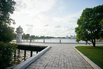 AI-generated travel thumbnail for Lat Krabang