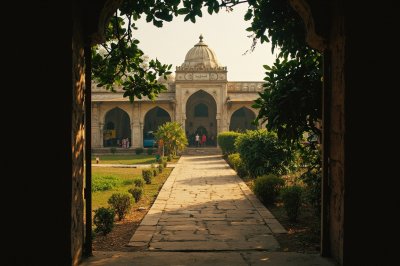 AI-generated travel thumbnail for Lawar