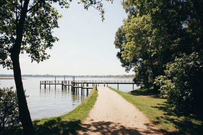 AI-generated travel thumbnail for Le Pouliguen