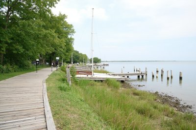 AI-generated travel thumbnail for Leamington