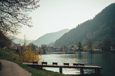 AI-generated travel thumbnail for Lenggries