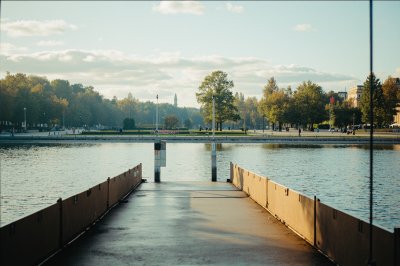AI-generated travel thumbnail for Leonovo