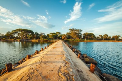 AI-generated travel thumbnail for Lindi