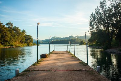 AI-generated travel thumbnail for Loacan