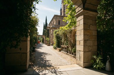 AI-generated travel thumbnail for Lodi Vecchio