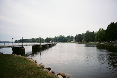 AI-generated travel thumbnail for Longueuil