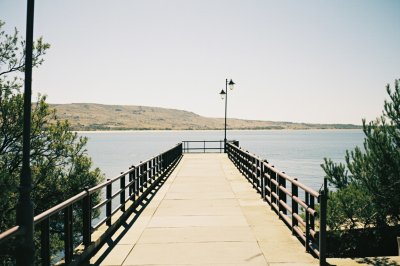 AI-generated travel thumbnail for Los Alcázares