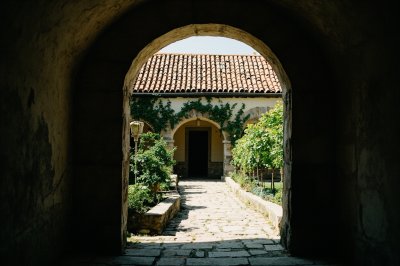 AI-generated travel thumbnail for Lubomierz