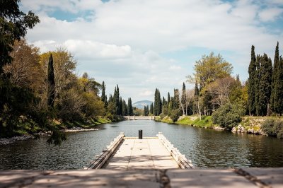 AI-generated travel thumbnail for Lumbrales