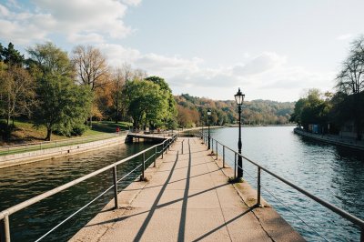 AI-generated travel thumbnail for Lunetta-Frassino