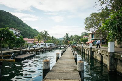 AI-generated travel thumbnail for Lupon
