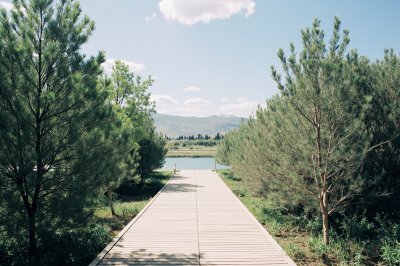 AI-generated travel thumbnail for Lushnjë
