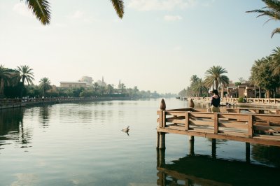 AI-generated travel thumbnail for Luxor