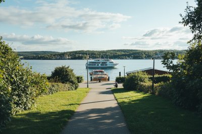 AI-generated travel thumbnail for Lysaker