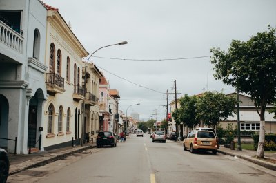 AI-generated travel thumbnail for Macaé