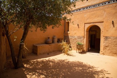 AI-generated travel thumbnail for Madaoua