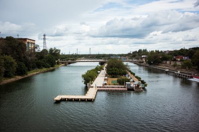 AI-generated travel thumbnail for Mamithi