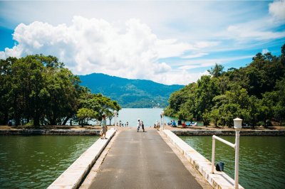 AI-generated travel thumbnail for Manaure Balcón del Cesar