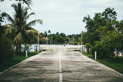 AI-generated travel thumbnail for Maraharé