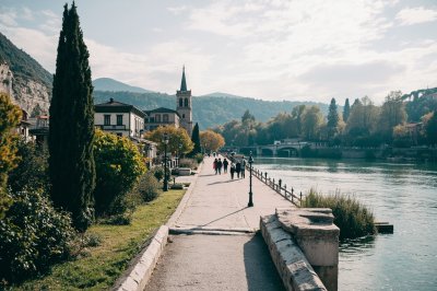 AI-generated travel thumbnail for Marcetelli