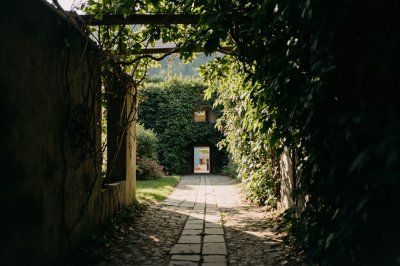 AI-generated travel thumbnail for Maria Neustift