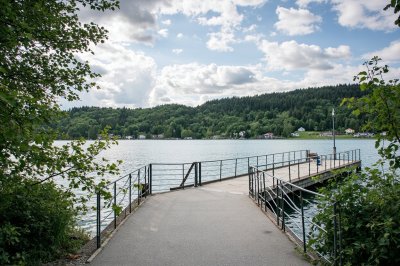 AI-generated travel thumbnail for Maria Wörth