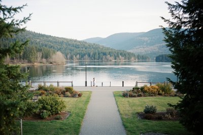 AI-generated travel thumbnail for Marietta-Alderwood