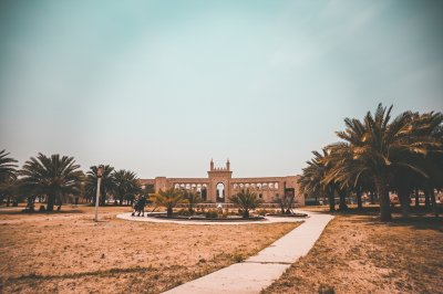 AI-generated travel thumbnail for Markaz Sūhāj