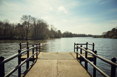 AI-generated travel thumbnail for Marldon