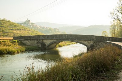 AI-generated travel thumbnail for Marssac-sur-Tarn