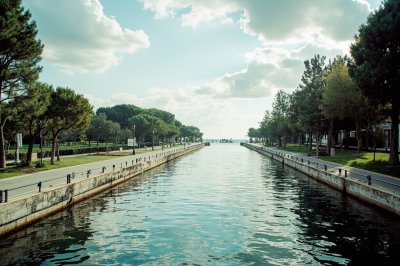 AI-generated travel thumbnail for Martigues