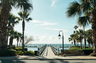 AI-generated travel thumbnail for Melbourne Beach