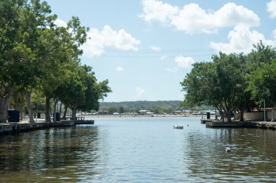 AI-generated travel thumbnail for Menen