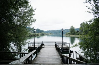AI-generated travel thumbnail for Mengkofen