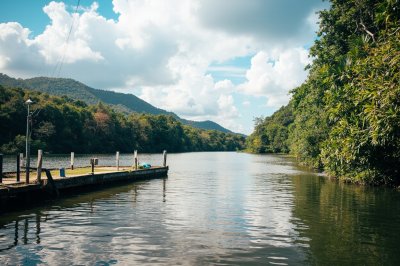 AI-generated travel thumbnail for Mengomeyén