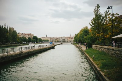 AI-generated travel thumbnail for Merindad de Valdivielso