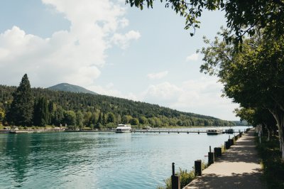 AI-generated travel thumbnail for Merkez