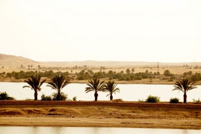 AI-generated travel thumbnail for Merowe