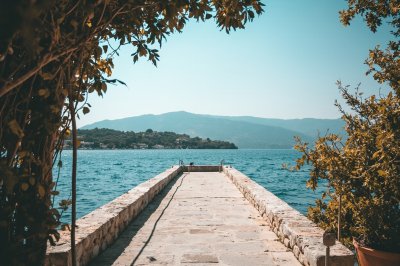 AI-generated travel thumbnail for Mesariá