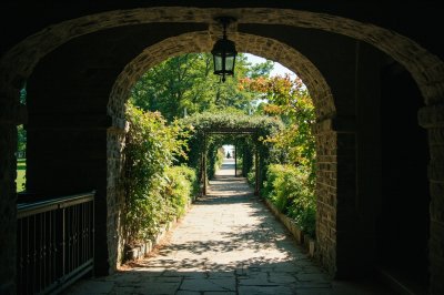 AI-generated travel thumbnail for Milan