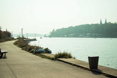 AI-generated travel thumbnail for Minihy-Tréguier