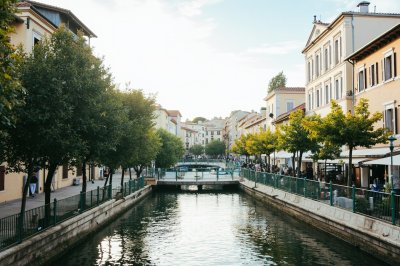 AI-generated travel thumbnail for Moie