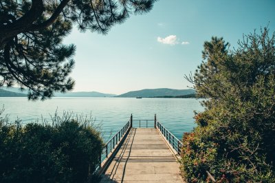 AI-generated travel thumbnail for Mokošica