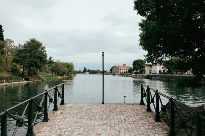 AI-generated travel thumbnail for Molino-Pera